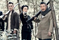 硬骨头之绝地归途电视剧,战火硝烟中的英雄传奇